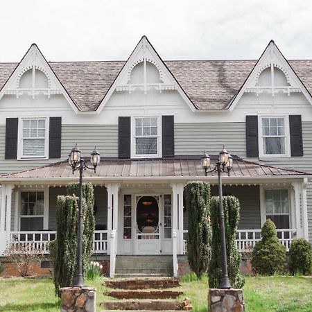 Bridgewater Hall Historic Inn Morganton Exterior photo